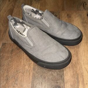 Old Navy Charcoal Slip-On Sneakers Size 13